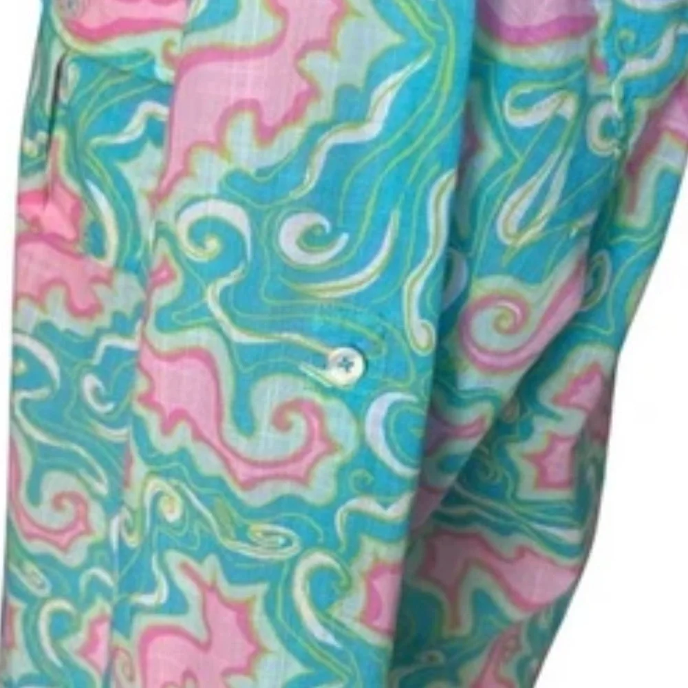 Lilly Pulitzer Resort fit button down 100% Cotton Seahorse Preppy Pink Green M